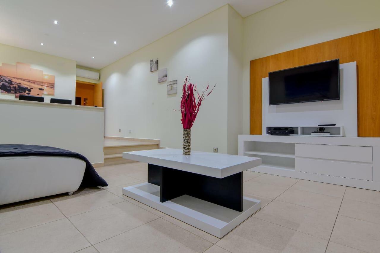 Stunning Villa With Pool อัลบูเฟรา ภายนอก รูปภาพ