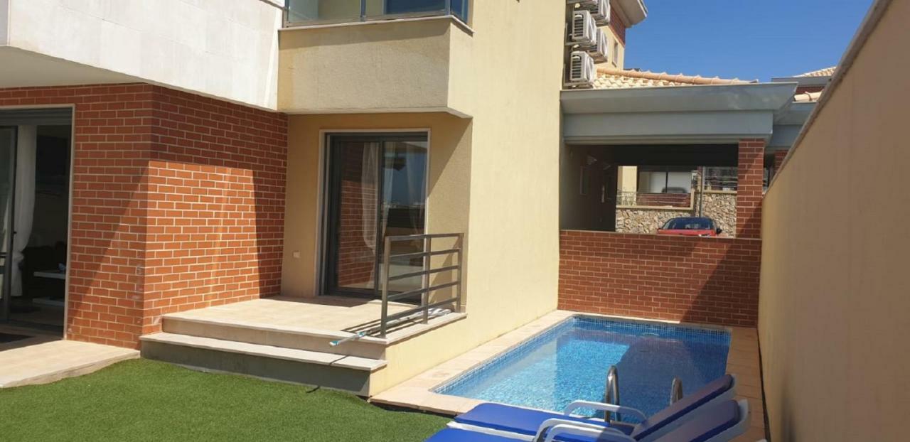 Stunning Villa With Pool อัลบูเฟรา ภายนอก รูปภาพ